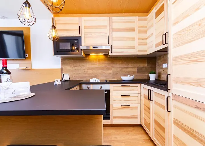 Slipper Friendly Holiday home *